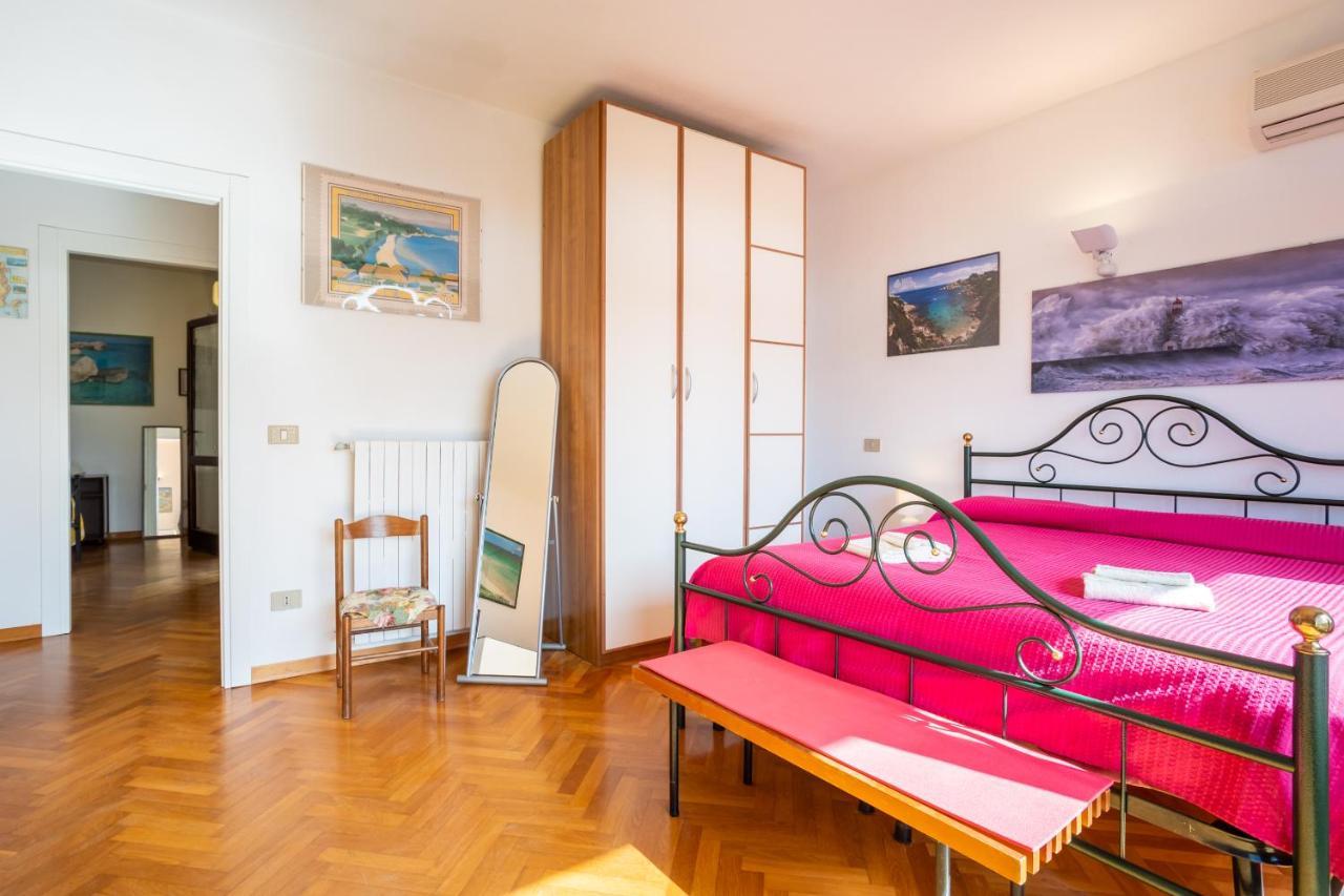 Bed and Breakfast Casa Di Paolo E Roberta Santa Teresa di Gallura Esterno foto